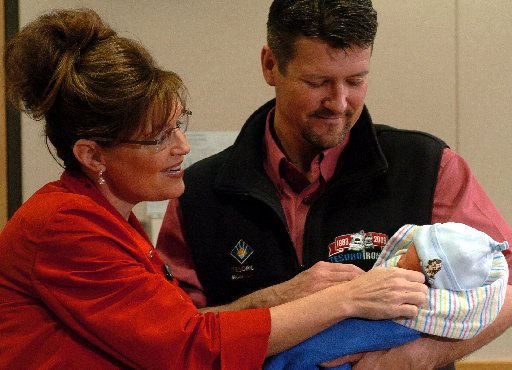 Sarah Palin, Todd Palin, and Baby Trig 