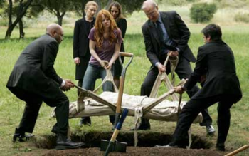 Six Feet Under: Nate\'s Burial