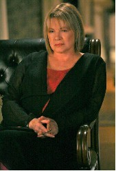 Diane Wiest as Gina