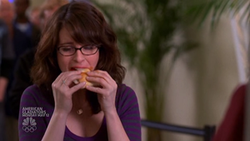 Liz Lemon conquers a sub in Sandwich Day