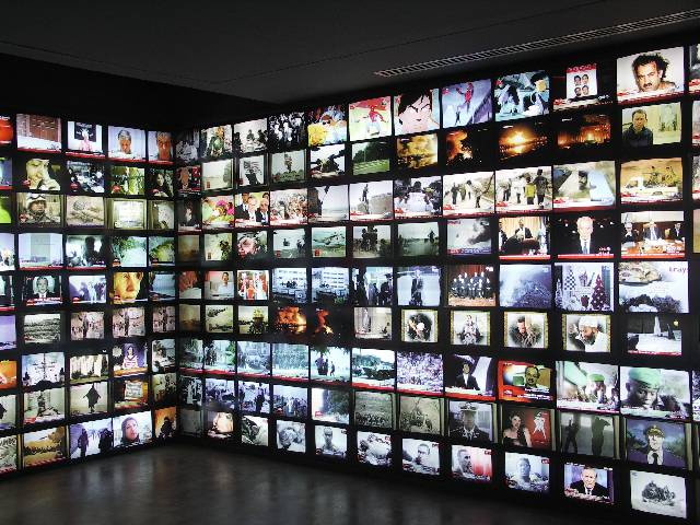 Televisual Wall