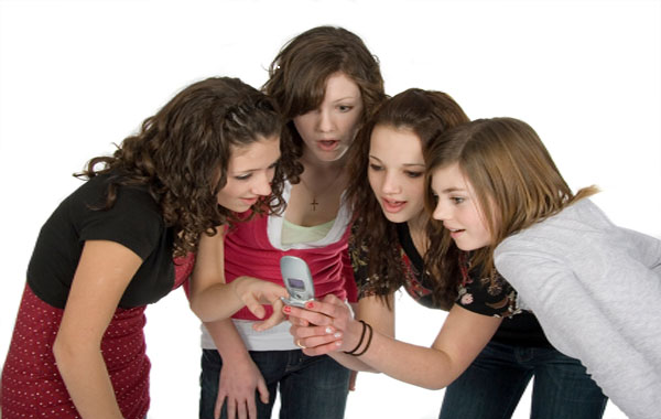 Punctuation and grammar and the inclusion in teens groups