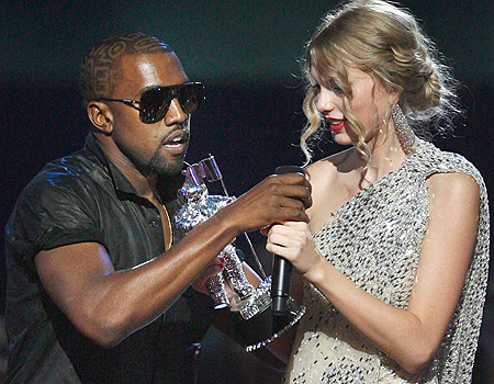 Kanye West and Taylor Swift at the 2009 VMAs